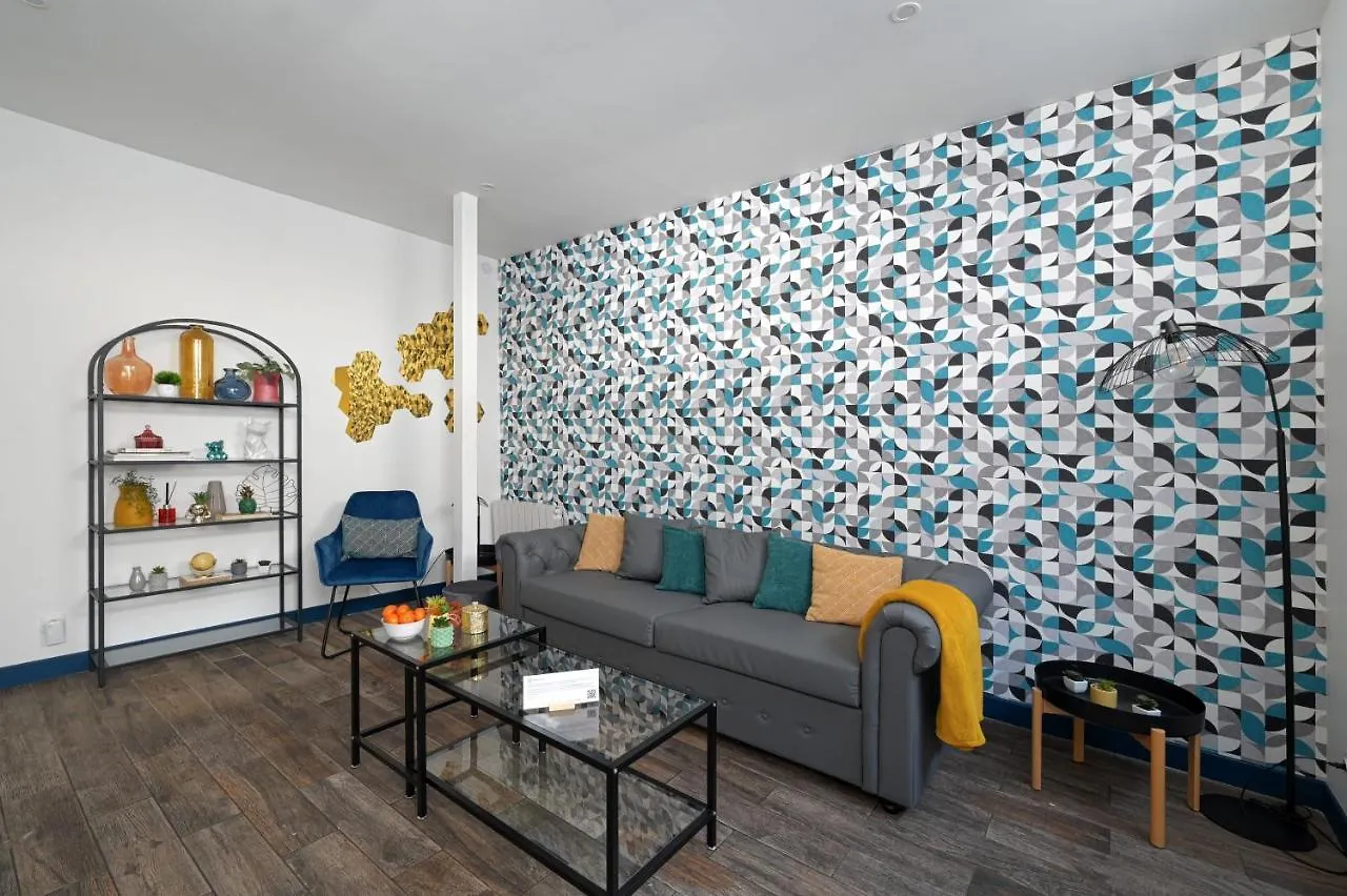 Huge 2 Floor With Unique Games Room & Home Theatre Room Paris Frankrig